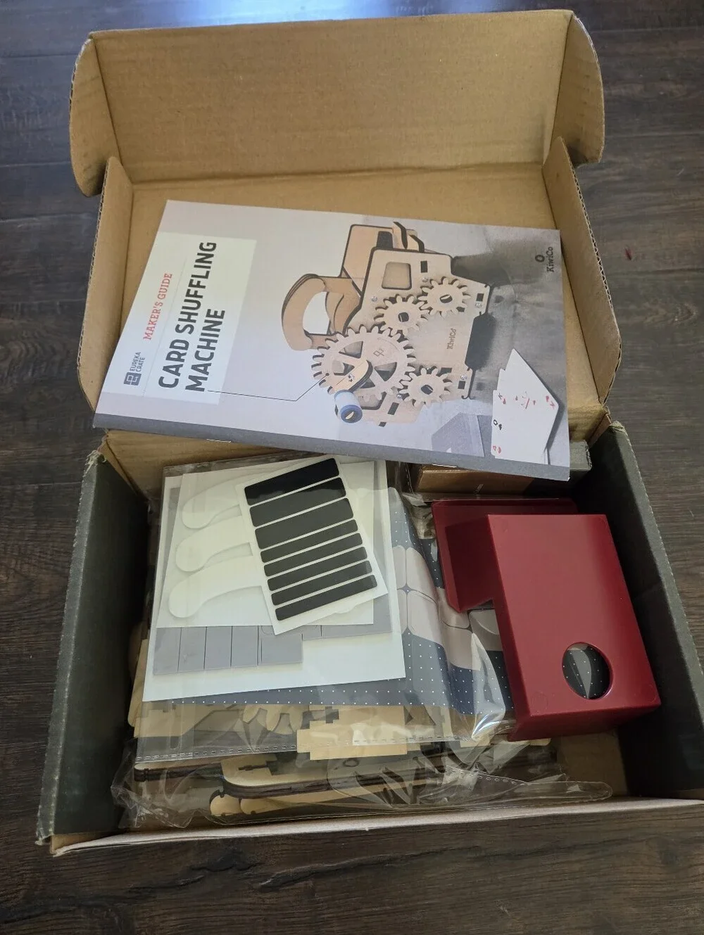 NEW Eureka Crate KiwiCo Build Your Own Card Shuffling Machine STEM Activity